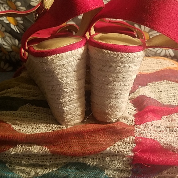 American Eagle Ladies Red Shoes Size 8.5 #summer - Picture 3 of 4